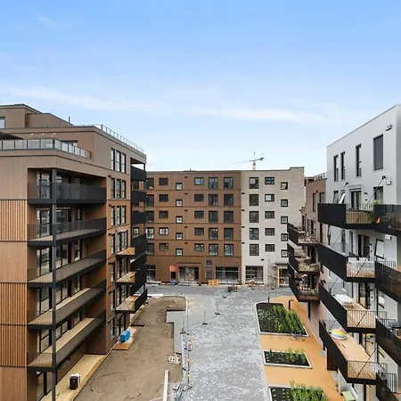 10 Min To Oslo Senter Beautiful And Newly Performed 2-room Wih Large, Sunny Balcony Of 9 Sqm
