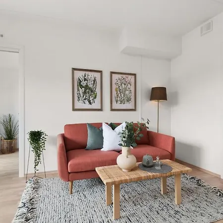 Apartment 10 Min To Oslo Senter Beautiful And Newly Performed 2-room Wih Large, Sunny Balcony Of 9 Sqm Lillestrom